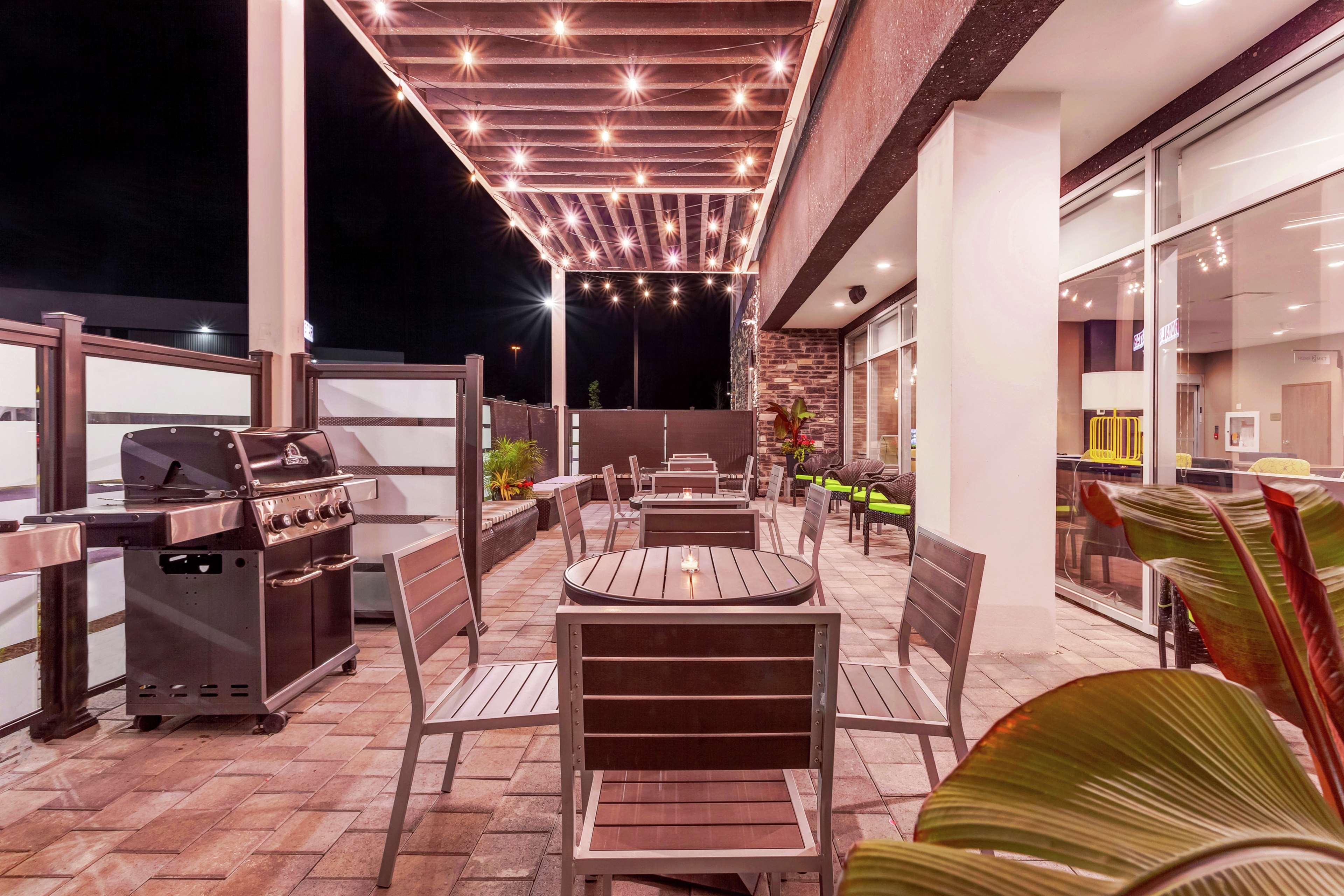โฮม2 สวีท บาย ฮิลตัน โทรอนโต/แบรมป์ตัน ออนแทริโอ Hotel แบรมพ์ตัน ภายนอก รูปภาพ